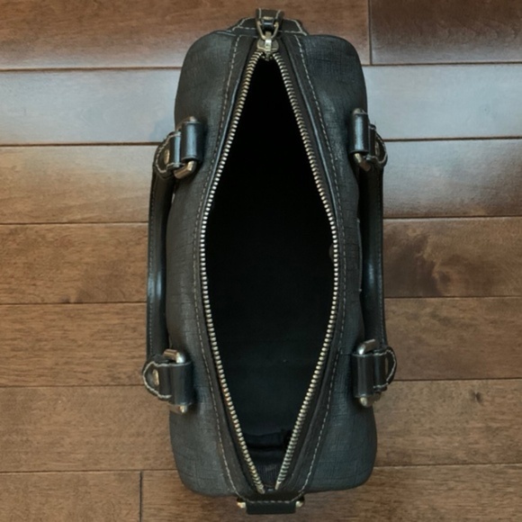 GUCCI GG Supreme Joy Boston Bag - Picture 11 of 14